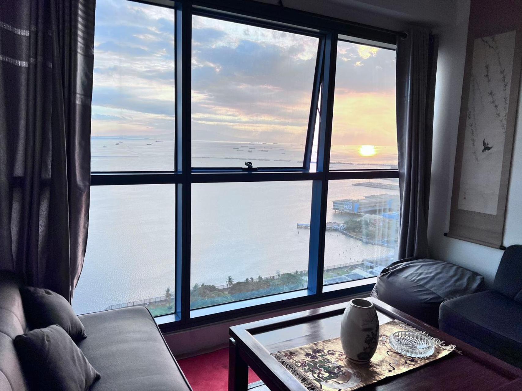 Dreamy Sunset Bay Manila Exterior foto